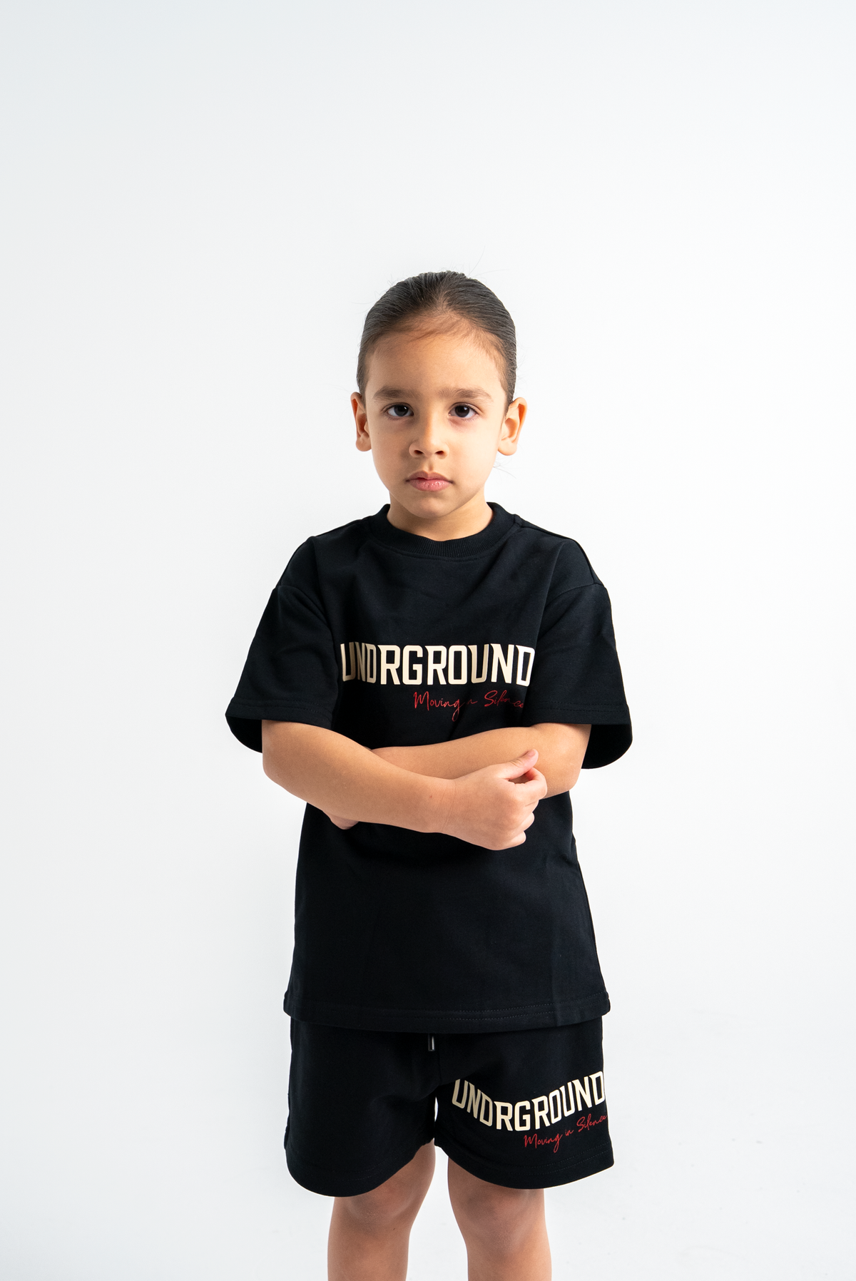 KIDS MOVING IN SILENCE SHORTS x BLK/WHT