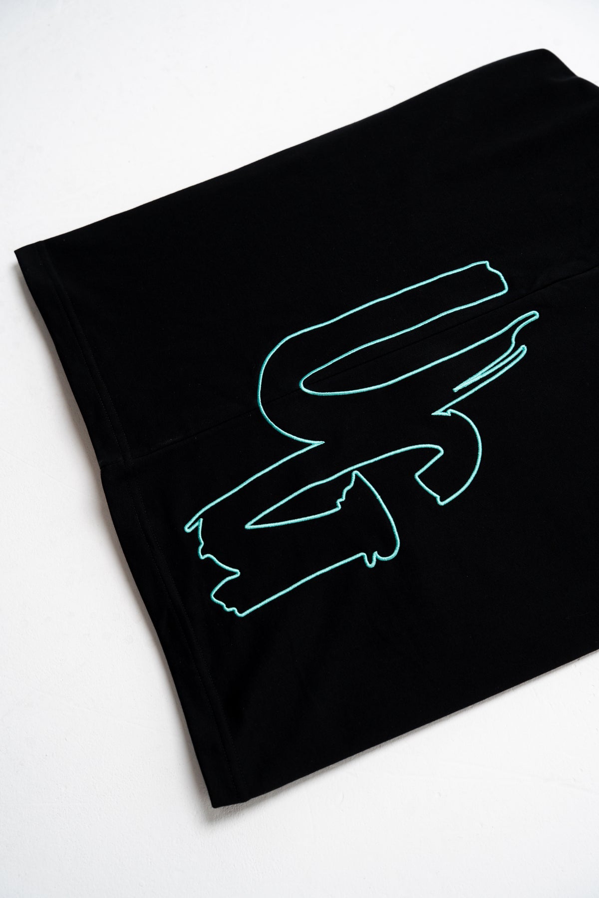 CODE OF SILENCE TEE- (BLACK/TIFFANY)