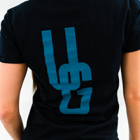 Fitted Black Tee x Blue