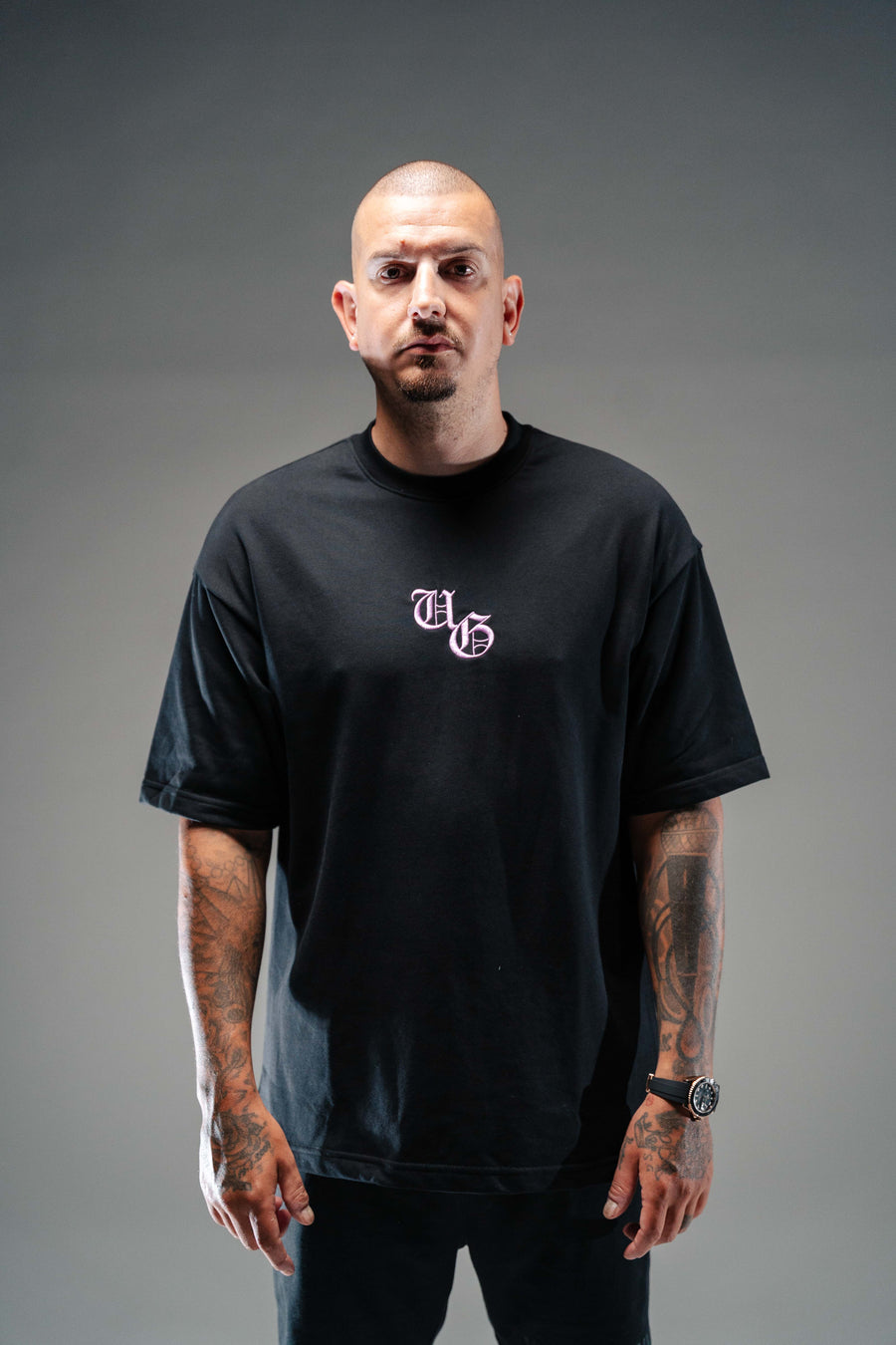 Ol' English Reload Tee (Black/Lilac)