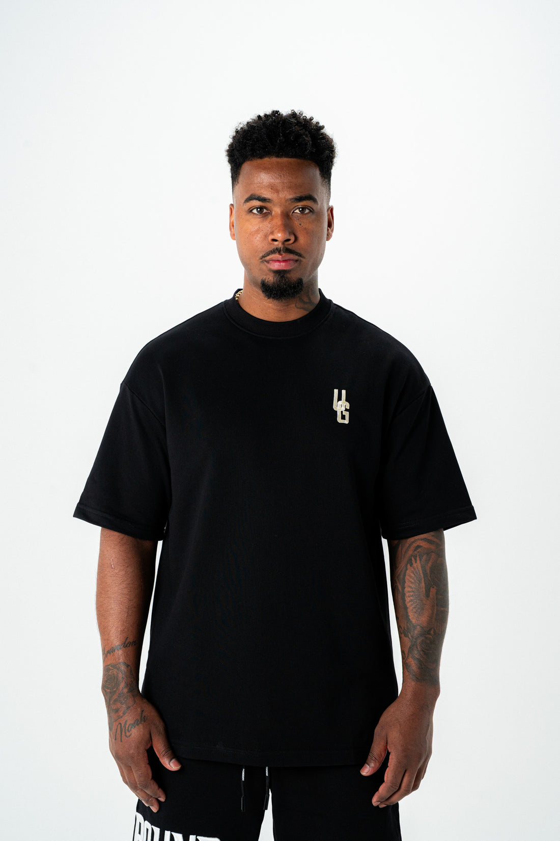 EMPIRE STREET TEE BLACK/GOLD