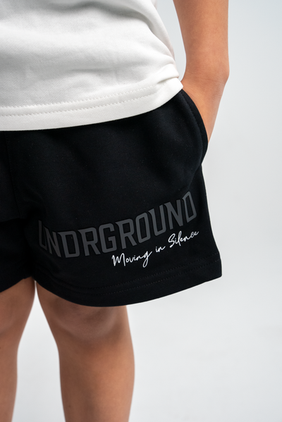KIDS MOVING IN SILENCE SHORTS x BLACK/CHARCOAL