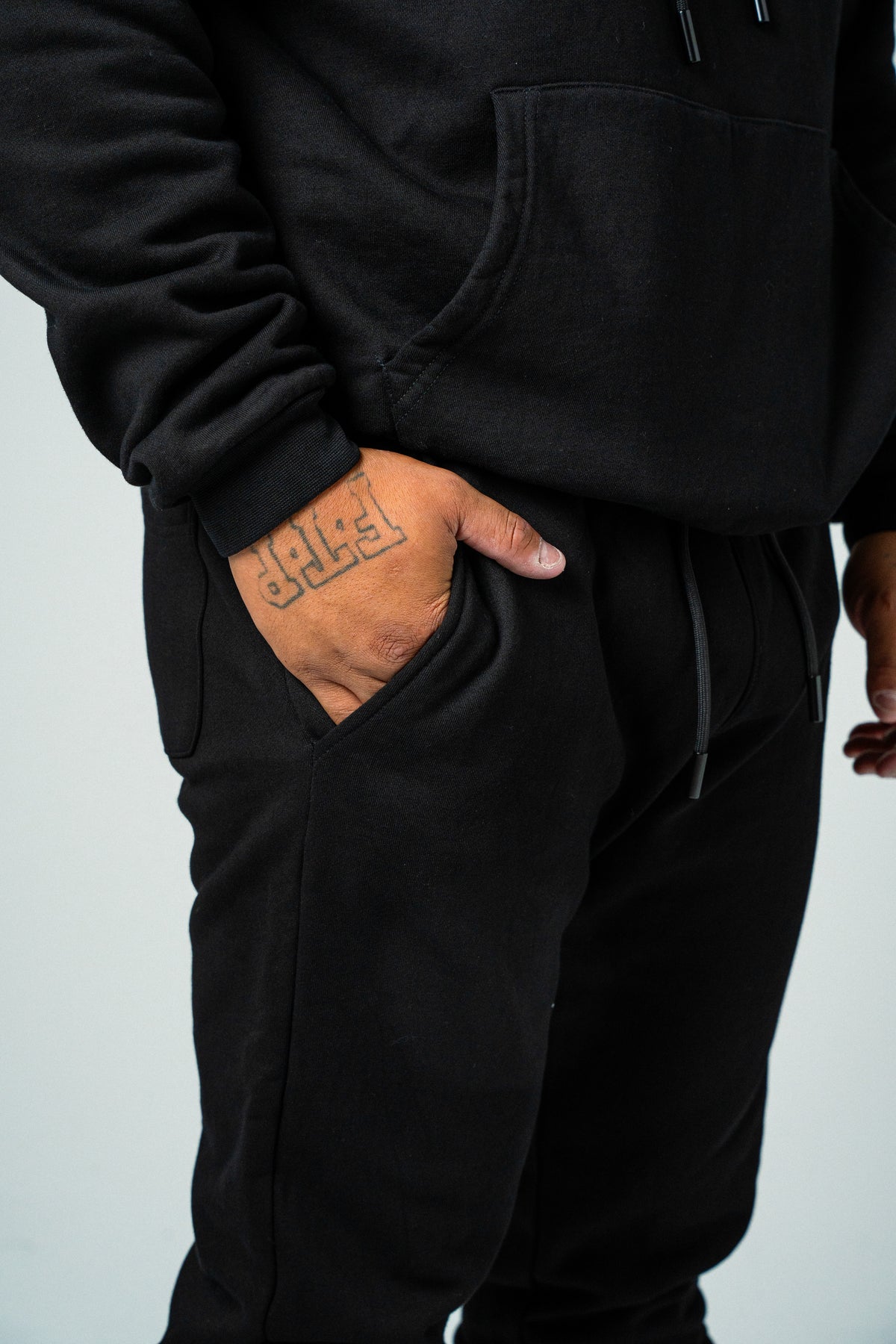 HYPE TRACKPANTS BLACK/ROSE