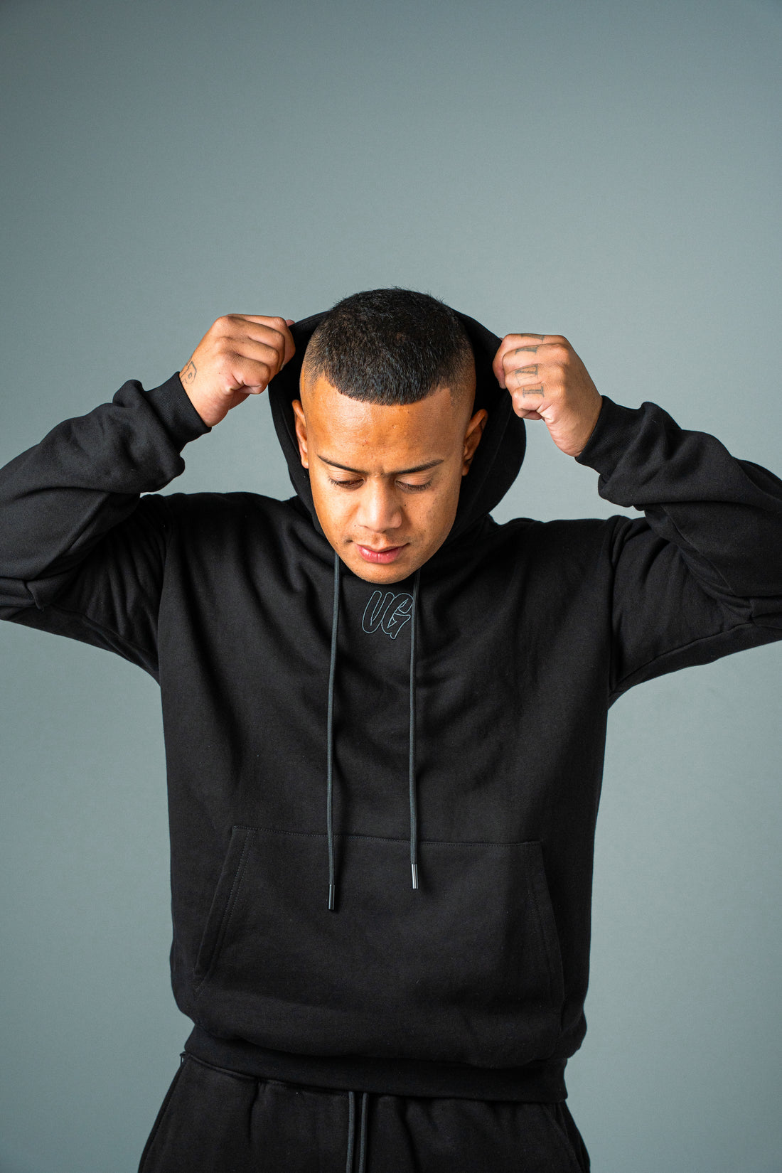 Hype Hoodie Black/Charcoal