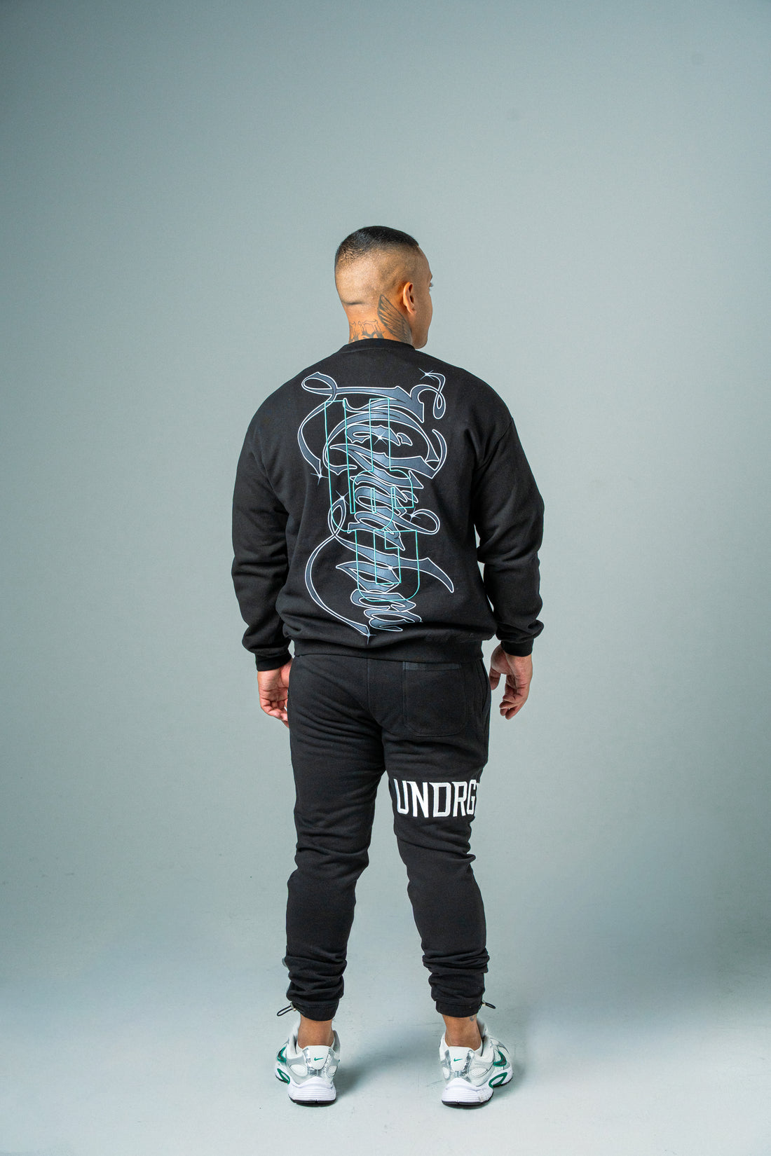 MI VIDA LOCA CREW (BLACK /TIFFANY)