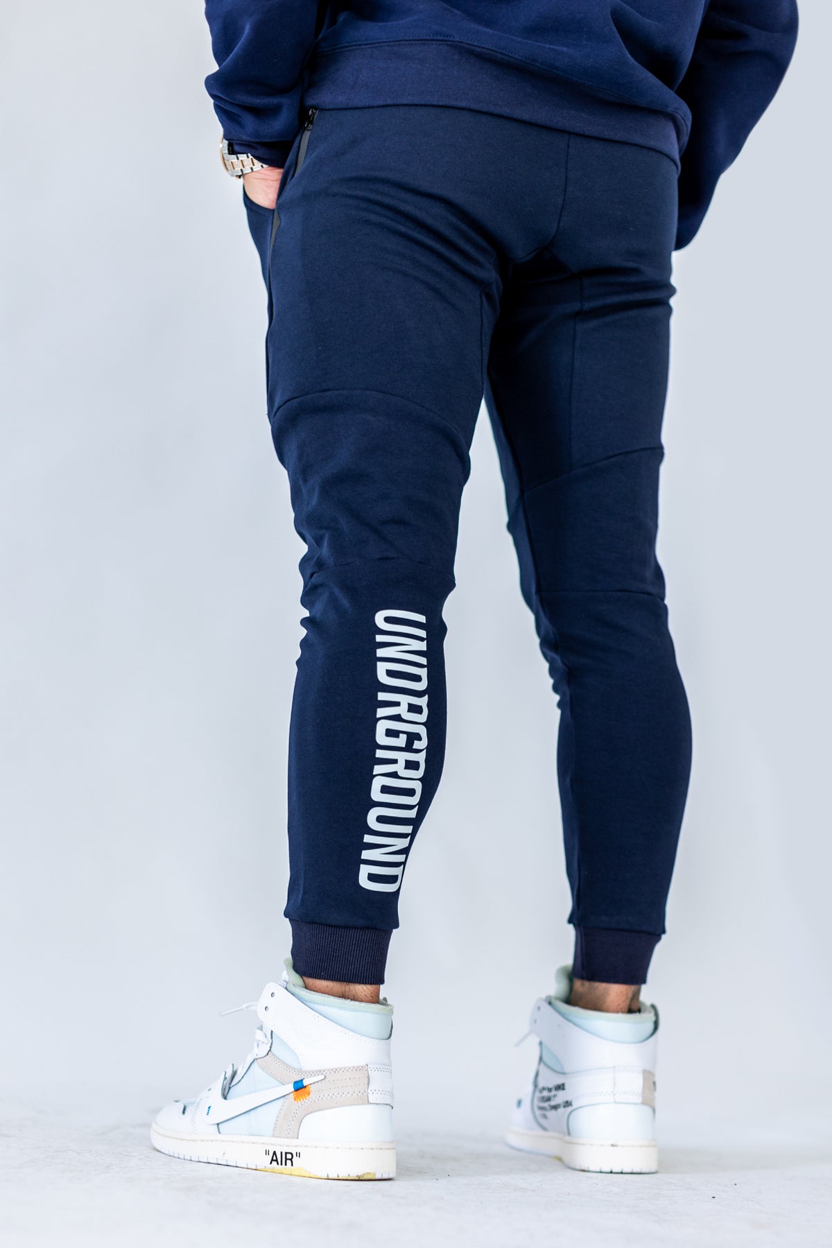 Tapered Joggers x Navy