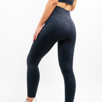 Washed Out Black Seamless Crop