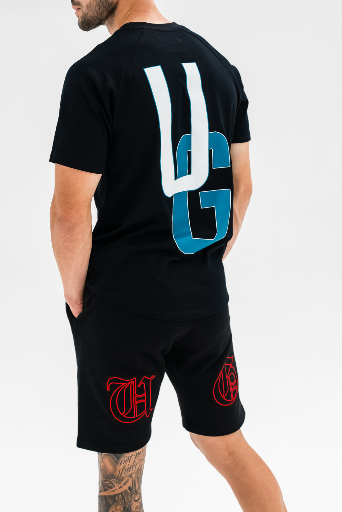 Curved Black Tee x Blue